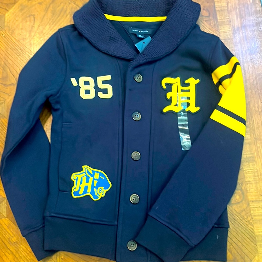 NWT Tommy Hilfiger sweatshirt/sweater.  Size 6/7